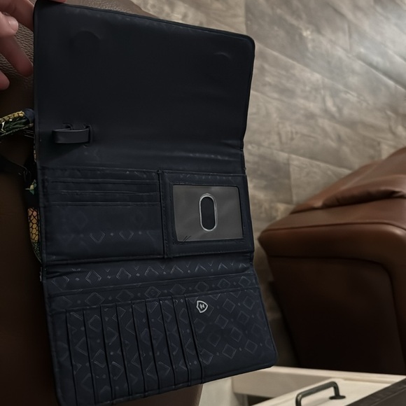 Bundle of Vera Bradley Wallets - Picture 3 of 7